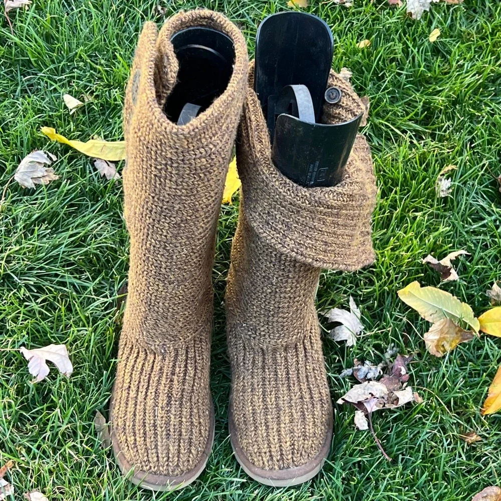 UGG‎ Australia Classic Cardi Knit Button Boots Heather Tamarind/Brown